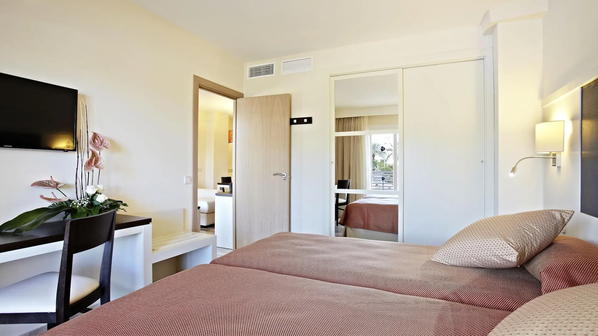 Grupotel Port D'Alcudia Apartahotel Puerto de Alcúdia